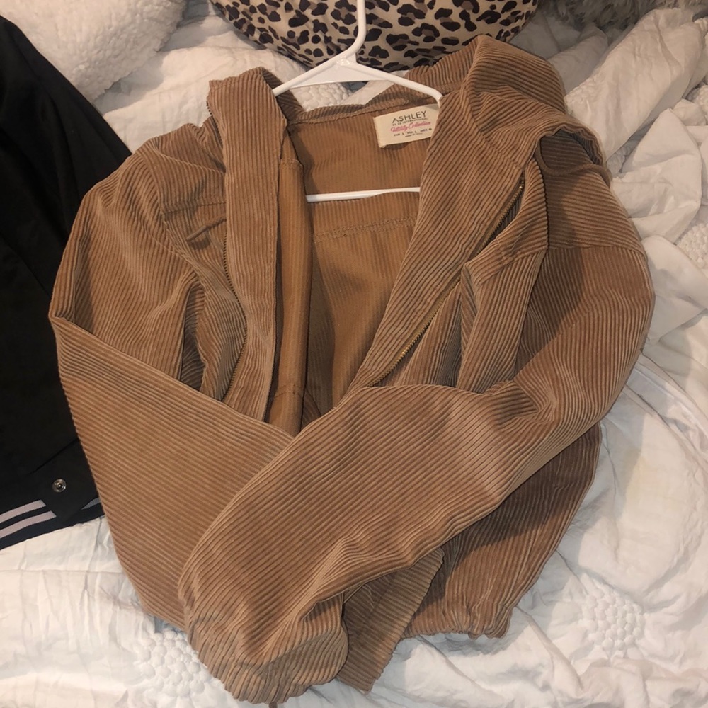 Brown vintage looking jacket